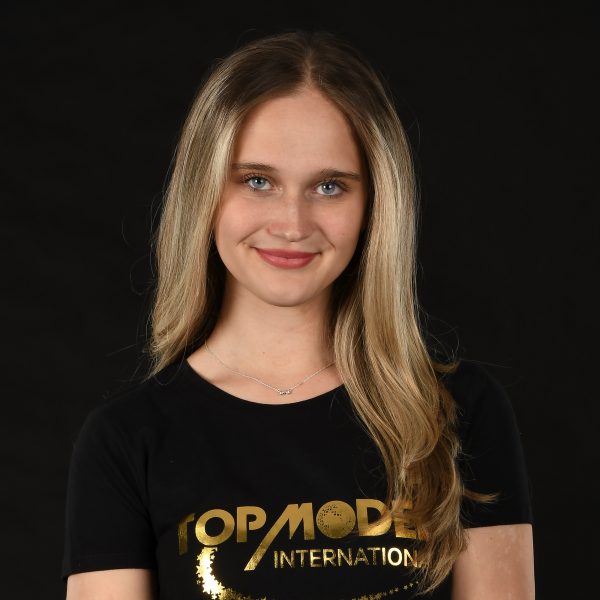 31 – KRISTYNA